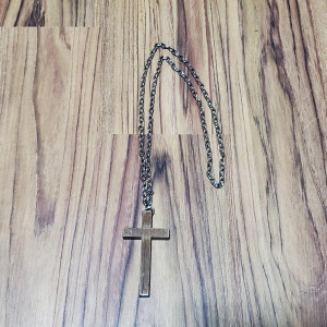 Cross necklace – Supernatural (2005)