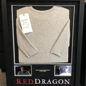 Will Graham's (Edward Norton) framed sweater – Red Dragon (2002)
