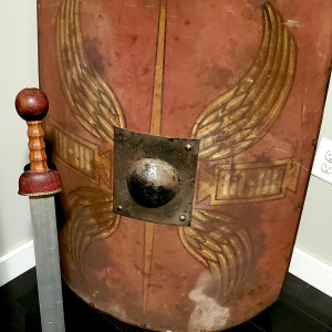 Roman Shield and Gladius Sword – Gladiator (2000)