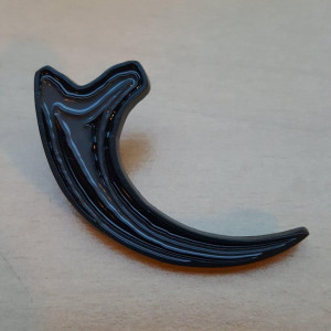 Jurassic Park velociraptor claw pin – Jurassic Park (1993)