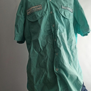 Henry’s (Adam Sandler) Veterinarian Outfit – 50 First Dates (2004)