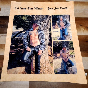 GW Zoo souvenir shop blanket display from the hit Netflix show