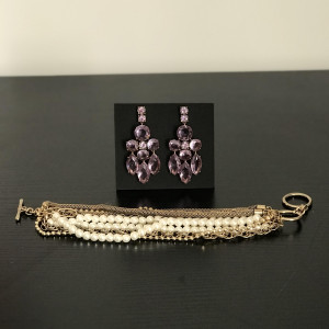 Betty Suarez’s Screen Worn Earrings & Bracelet – Ugly Betty (2006)