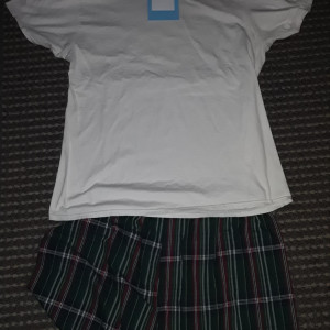 Jacob's Hero t-shirt and Boxers – Ozark (2017)