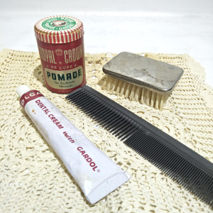 Elvis' Personal Grooming Items – Elvis (2022)