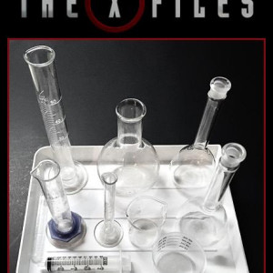Dana Scullly Lab Equipment Props – The X-Files (1993)