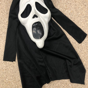 The Killer Mask Replica – Scary Movie (2000)