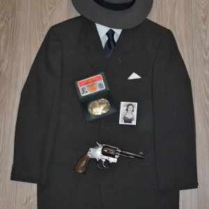 LAPD id card and badge – Mulholland Falls (1996)