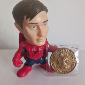 Plastic Gold Coin – Spider-Man 2 (2004)