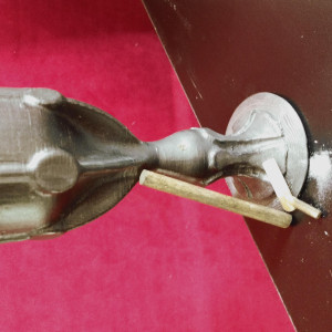Battle of wits goblet/iocane powder – The Princess Bride (1987)