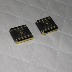 Dolphin hotel chocolates – 1408 (2007)