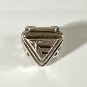 Dr. Evil’s Pinky Ring – Austin Powers: The Spy Who Shagged Me (1999)
