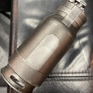 Light up hero grenade – Samaritan (2022)