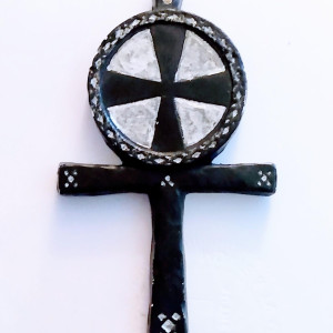 Sue-Anns Coptic Cross – Supernatural (2005)