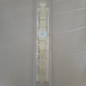 1985 LW104 Dotted Swiss Swatch Watch – Back to the Future (1985)