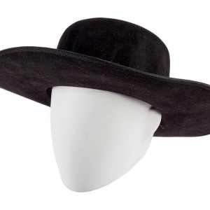 Black Felt Wide Brim Amish Hat Worn by Ishmael – Kingpin (1996)