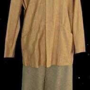 Doctor Phlox’s outfit – Star Trek: Enterprise - In a Time of War (2014)