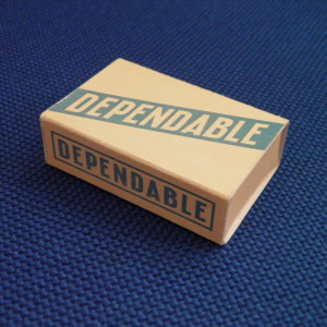DEPENDABLE matchbox – The Maltese Falcon (1941)