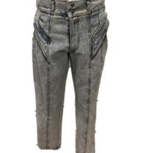 Stuart’s jeans – Father Stu (2022)