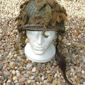 Paratrooper Metal D-Ring Helmet 506 PIR – Band of Brothers (2001)