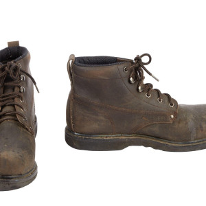 Freddy Krueger(Robert Englund)screen used boots from finale. – Freddy's Dead: The Final Nightmare (1991)