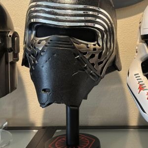 Star Wars Denuo Novo Kylo Ren Helmet – Star Wars: Episode VII - The Force Awakens (2015)