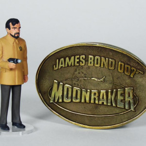Moonraker crew gift belt buckle – Moonraker (1979)