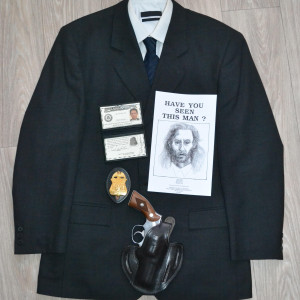 FBI Credentials and wanted flyer poster – Twin Peaks (1990)