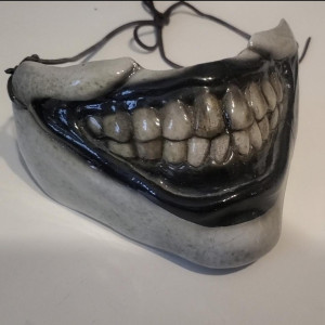 Twisty the Clown Production Prototype Mouthpiece – American Horror Story (2011)