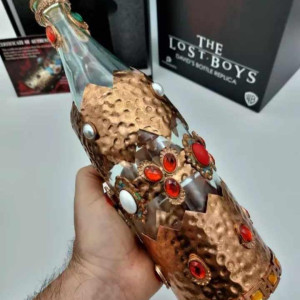 David\\\'s Blood Bottle. Licensed, Ltd Ed. – The Lost Boys (1987)