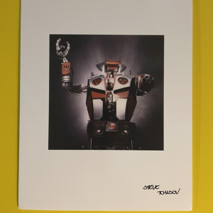 signed robot XFX lobby display – Evolver (1995)