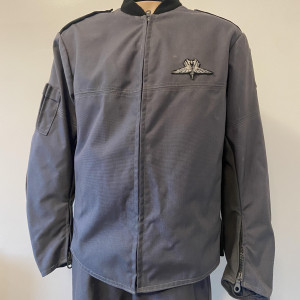 Starship Troopers MI Tunic Fed Net Correspondent (Tim Gilbert Stunt Dbl) – Starship Troopers (1997)