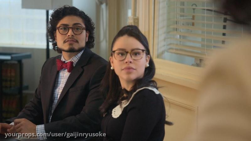 3x14 Sweater – Good Trouble (2019) – image 4