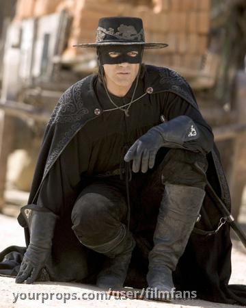 Antonio Banderas original “Zorro” Mask with Studio COA – The Legend of Zorro (2005) – image 5