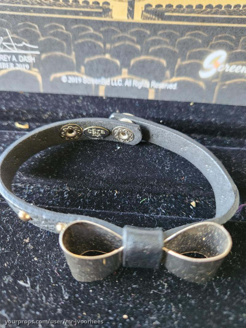 AHS Hotel Original Production Used Lady Gaga Bracelet Prop – American Horror Story Hotel After Show (2015) – image 9