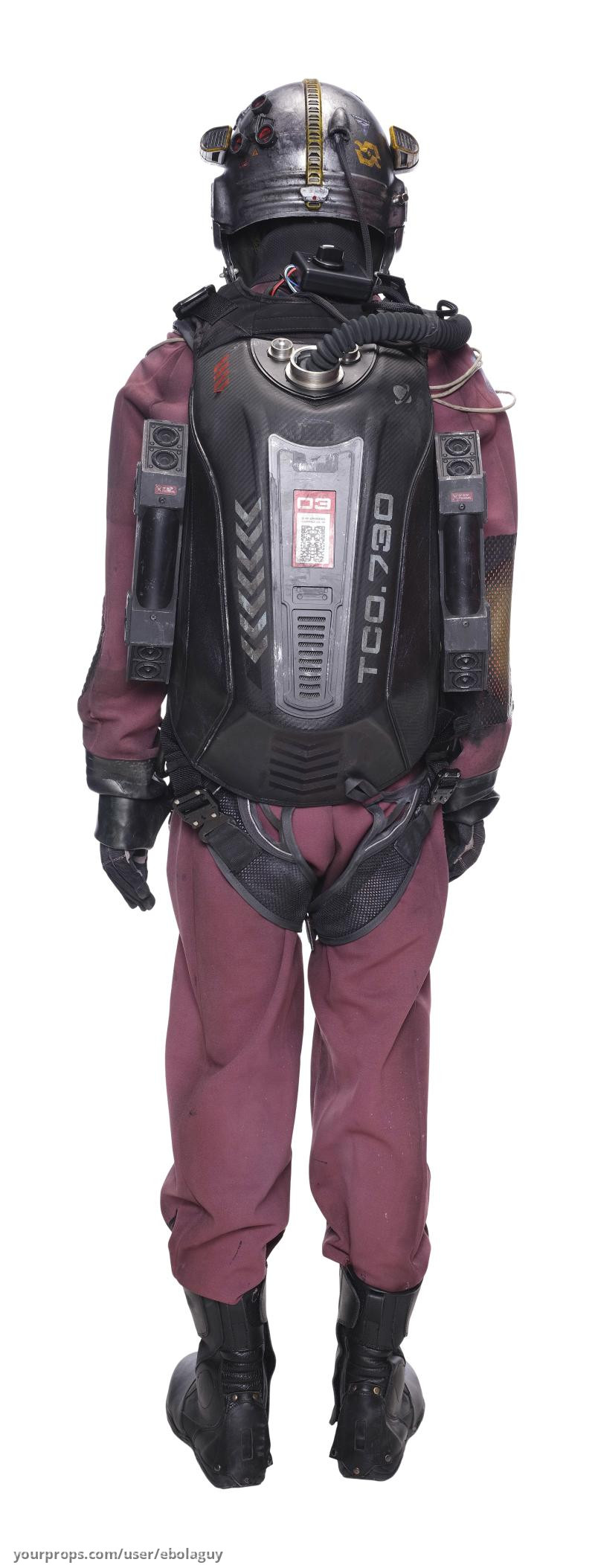 Tadeo's Complete Spacesuite – The Expanse (2015) – image 2