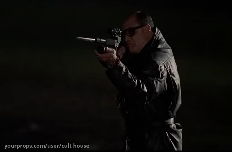 Arrow From Hunt – Hard Target (1993) – image 3