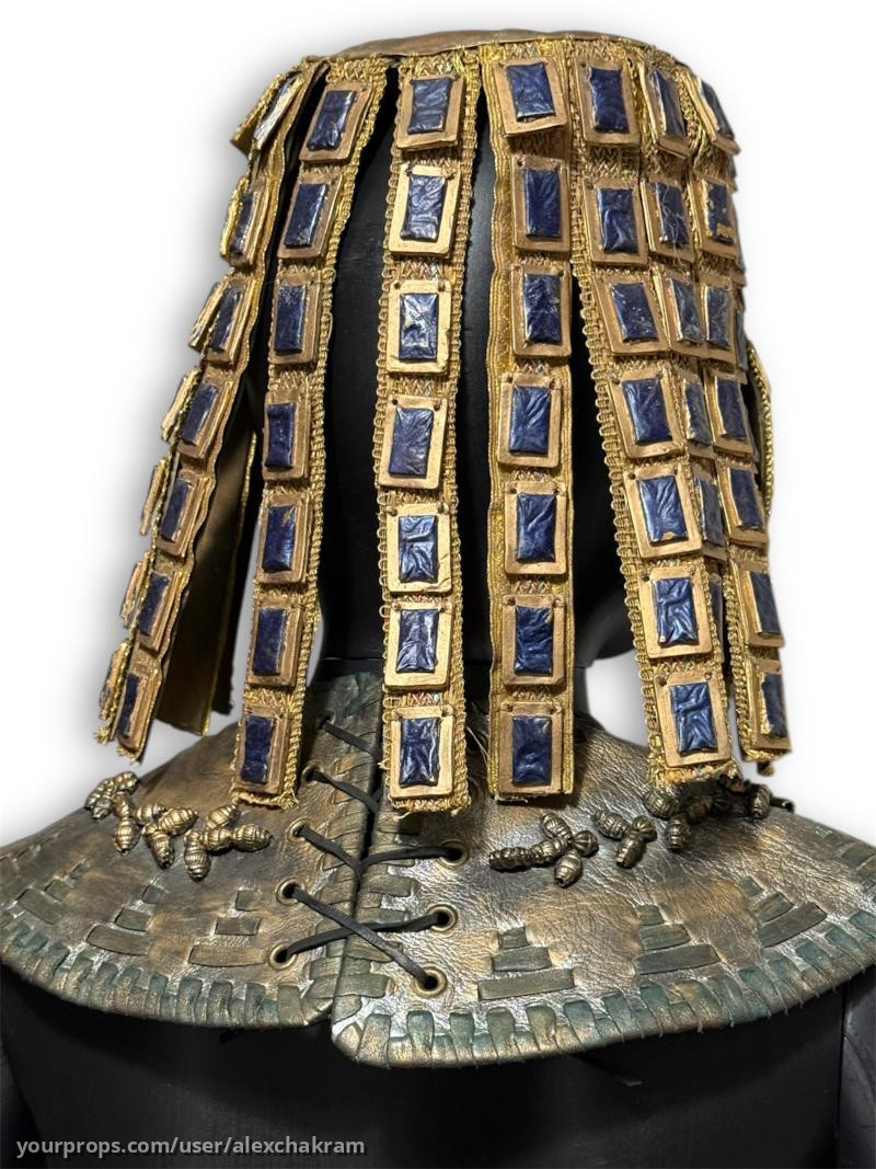 Cleopatra's headpiece – Xena: Warrior Princess (1995) – image 3