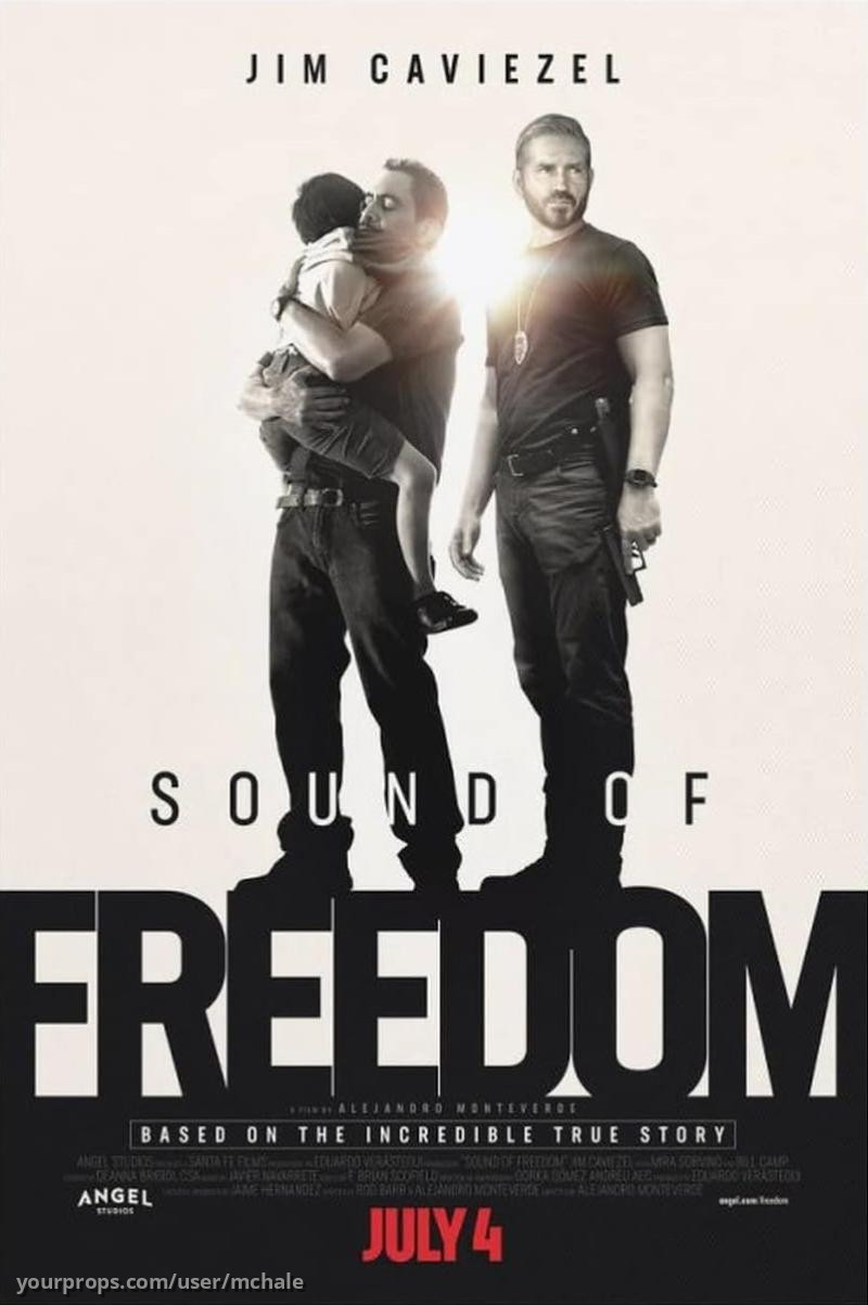 Homeland Security Investigations Credentials and badge – Sound of Freedom (2023) – image 2