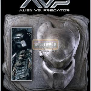 Scar's Bio Helmet – Alien vs. Predator (2004)
