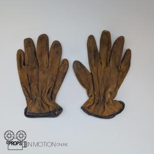 Jamie (Amelia Eve) Gardening Gloves – The Haunting of Bly Manor (2020)