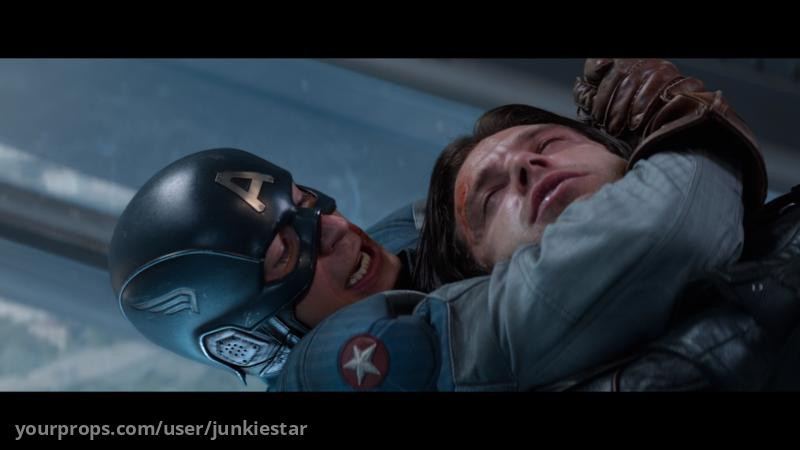 Captain America's Smithsonian helmet – Captain America: The Winter Soldier (2014) – image 4