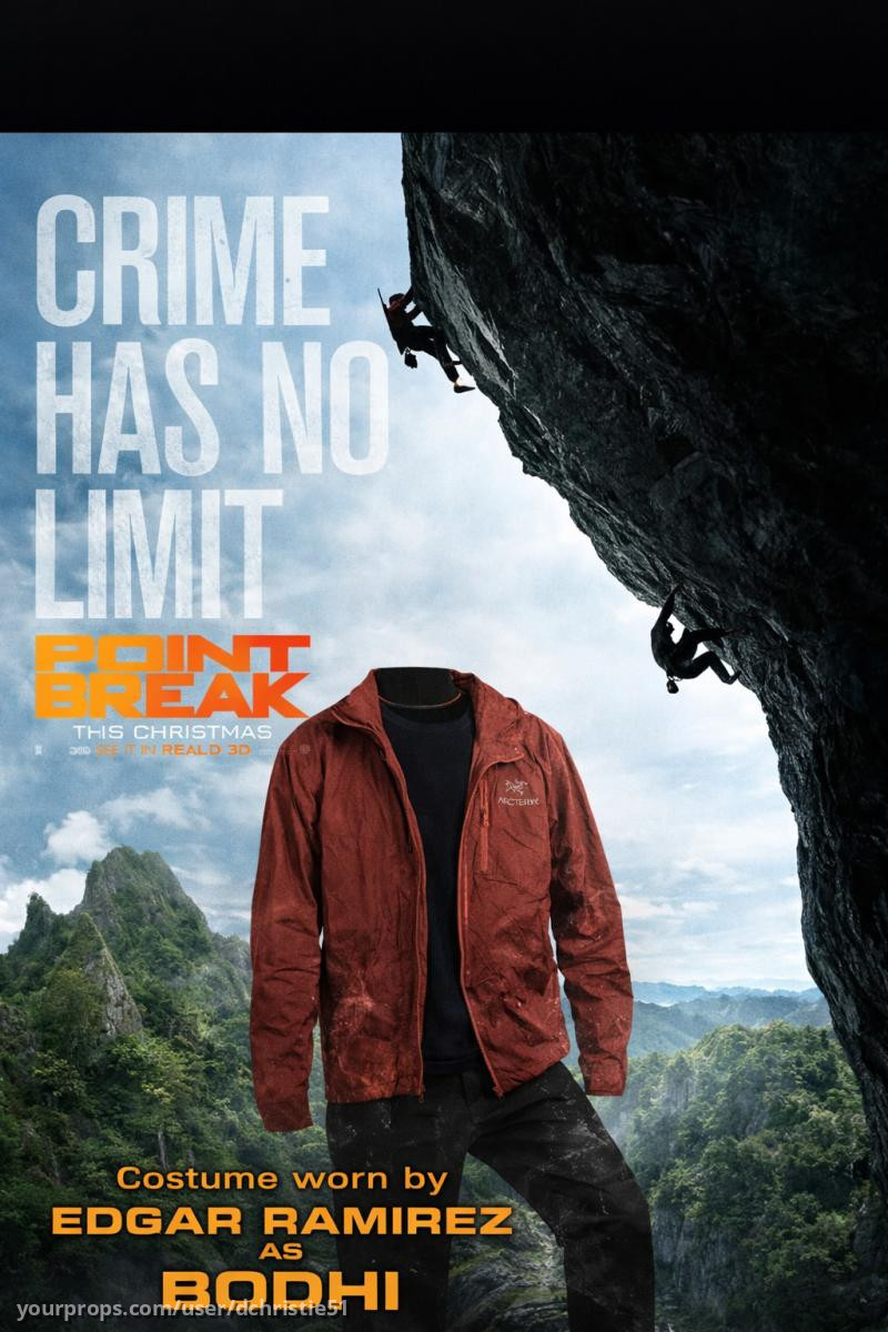 Bodhi’s (Edgar Ramirez) Rock Climbing Costume – Point Break (2015) – image 1