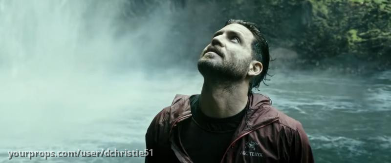 Bodhi’s (Edgar Ramirez) Rock Climbing Costume – Point Break (2015) – image 4
