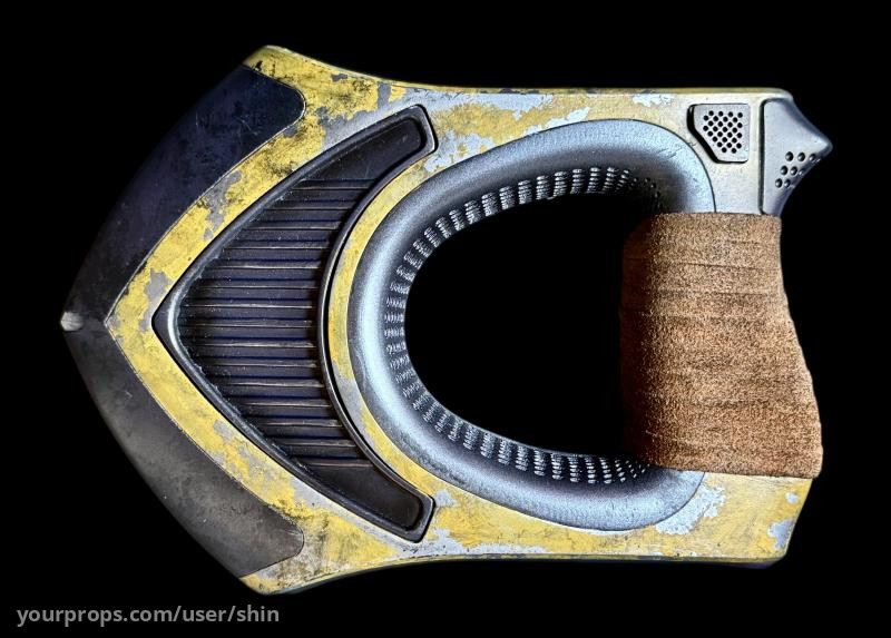 Kal's hero light up settler blaster – Star Trek: Discovery (2017) – image 2