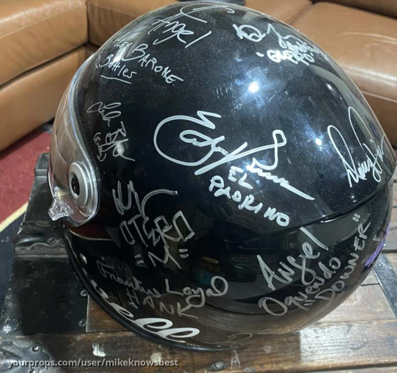 Mayans MC Autographed prop helmet – Mayans M.C. (2018) – image 2