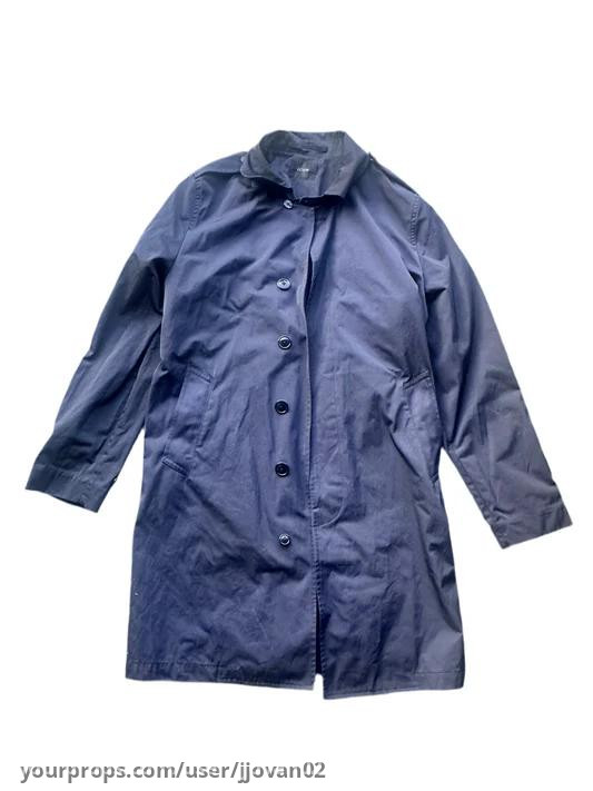 Norman Bates raincoat – Bates Motel (2013) – image 2