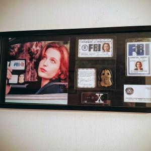 Shadow Box of Agent Skully's Credentials – The X-Files (1993)