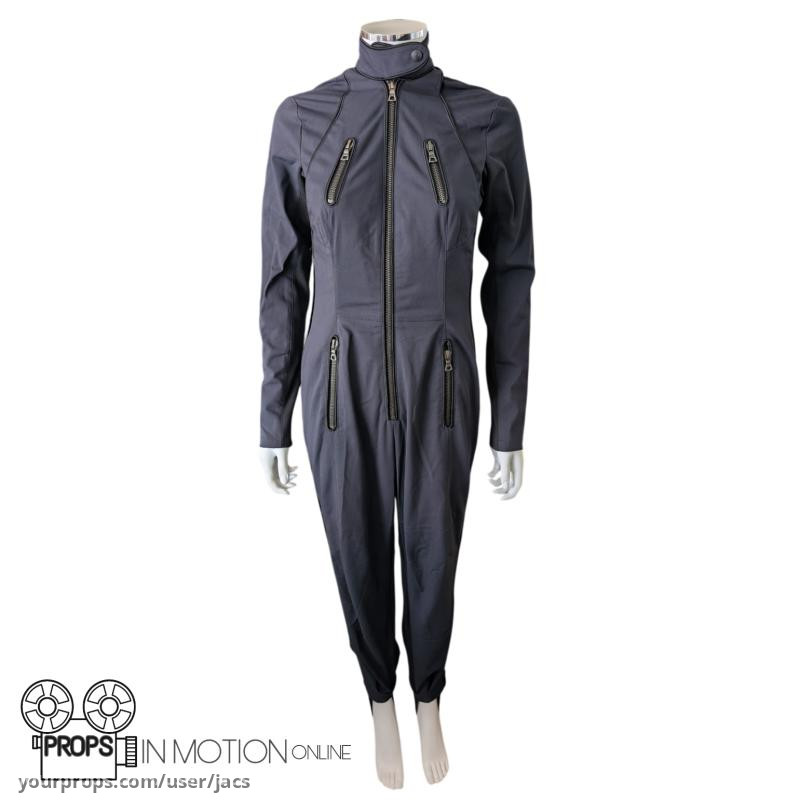 Roxanne (Halle Berry) Jumpsuit – The Union (2024) – image 1
