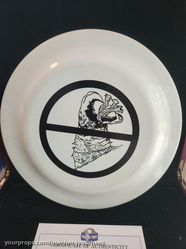 Tremors 3 Back To Perfection Original Frisbee Movie Prop – Tremors 3: Back to Perfection (2001) – image 3
